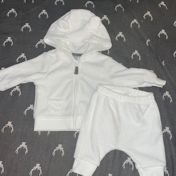 Newborn tracksuit - Picture 1 of 4